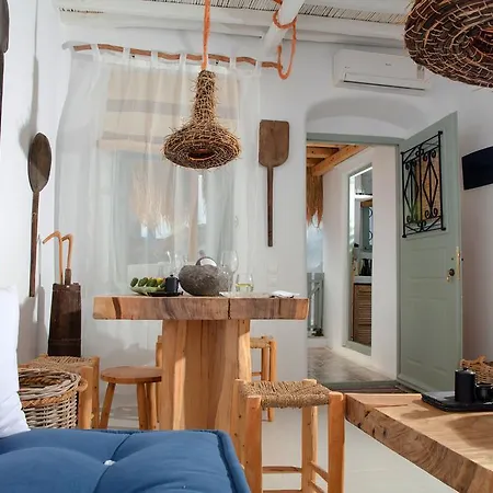 2 Suns House *