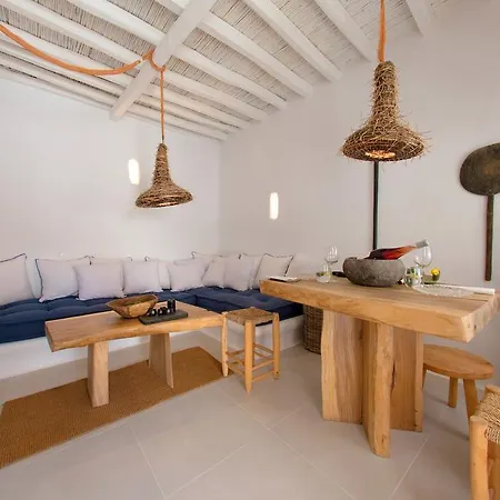 2 Suns House * Ορνός